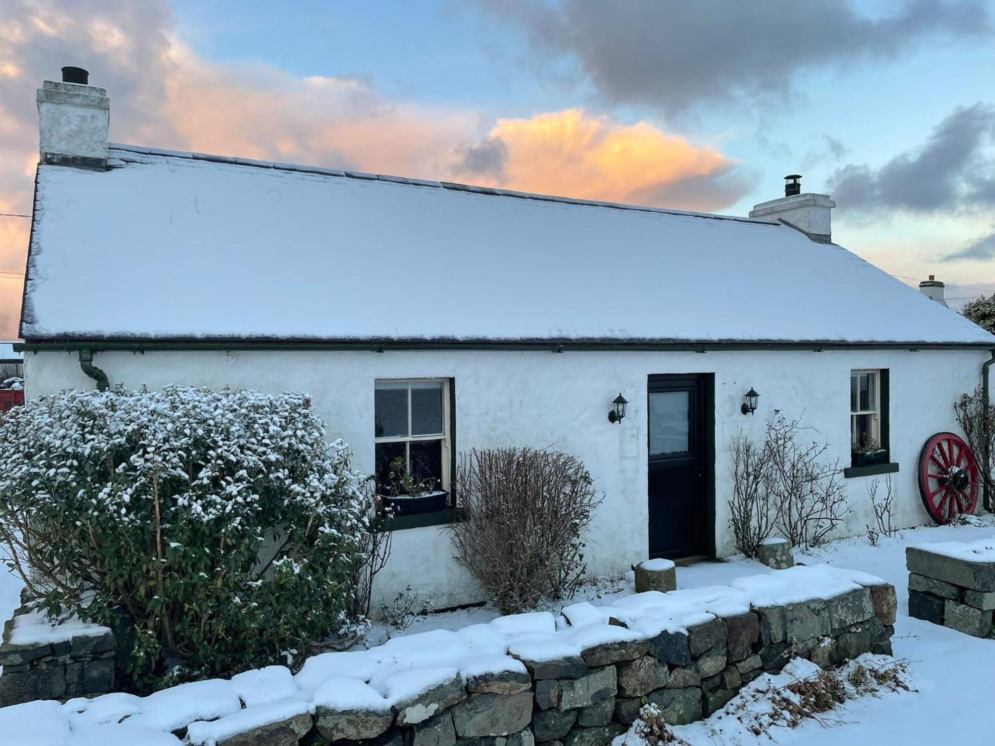 Dunnaglea Cottage, Ballintoy Eksteriør billede